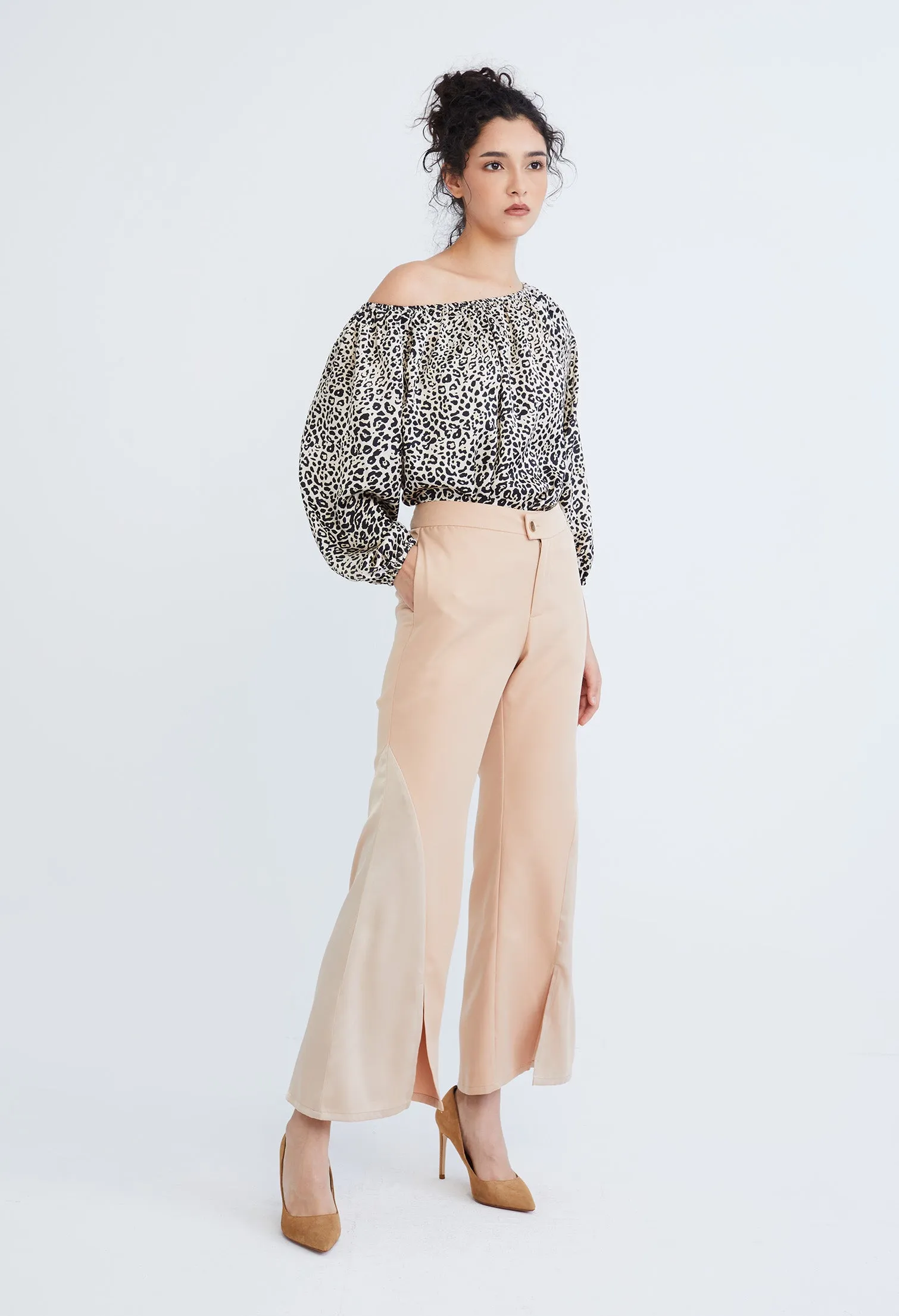 Bell Tulip Bottom Contrast Split Pants