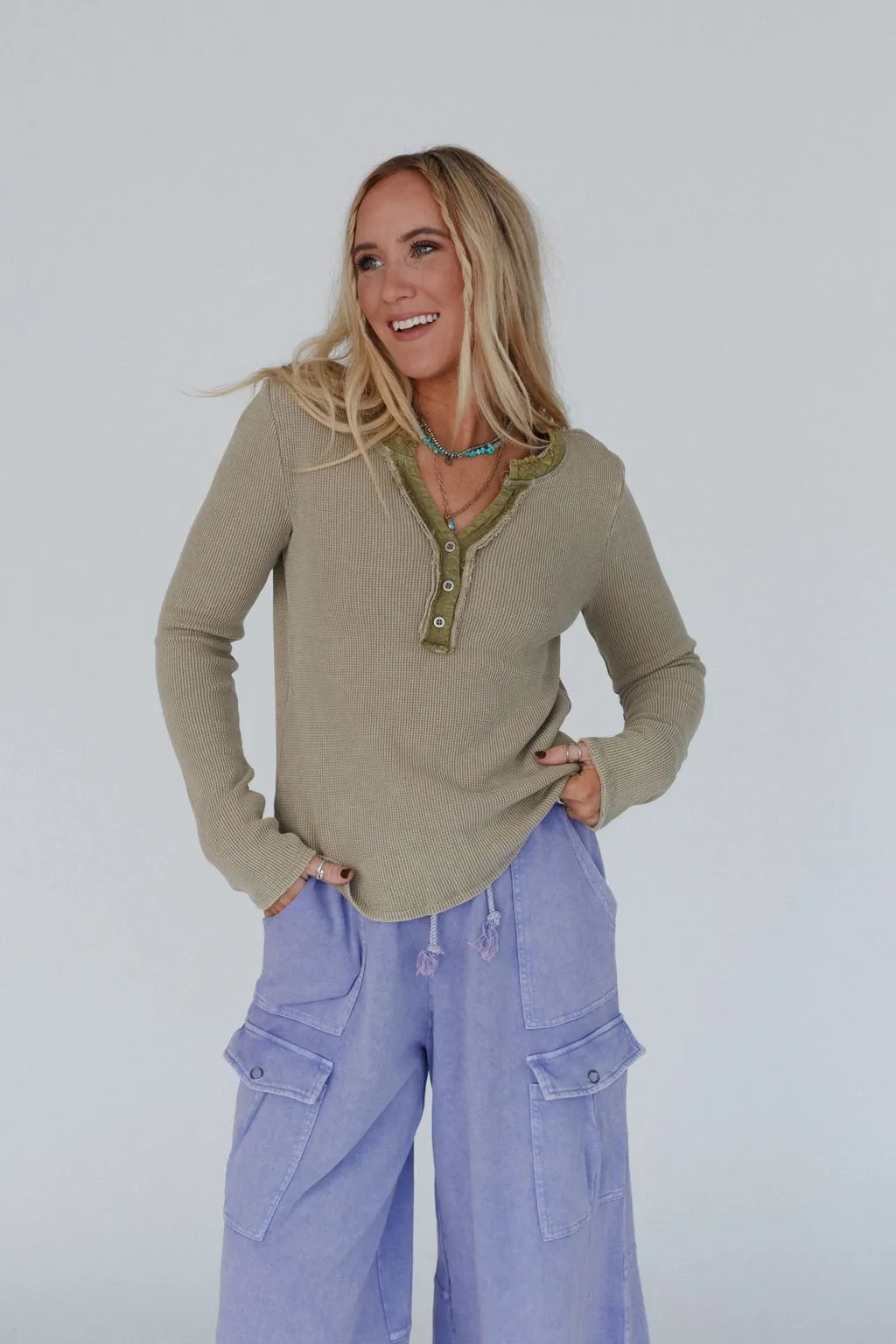 Cassia Henley Top - Olive