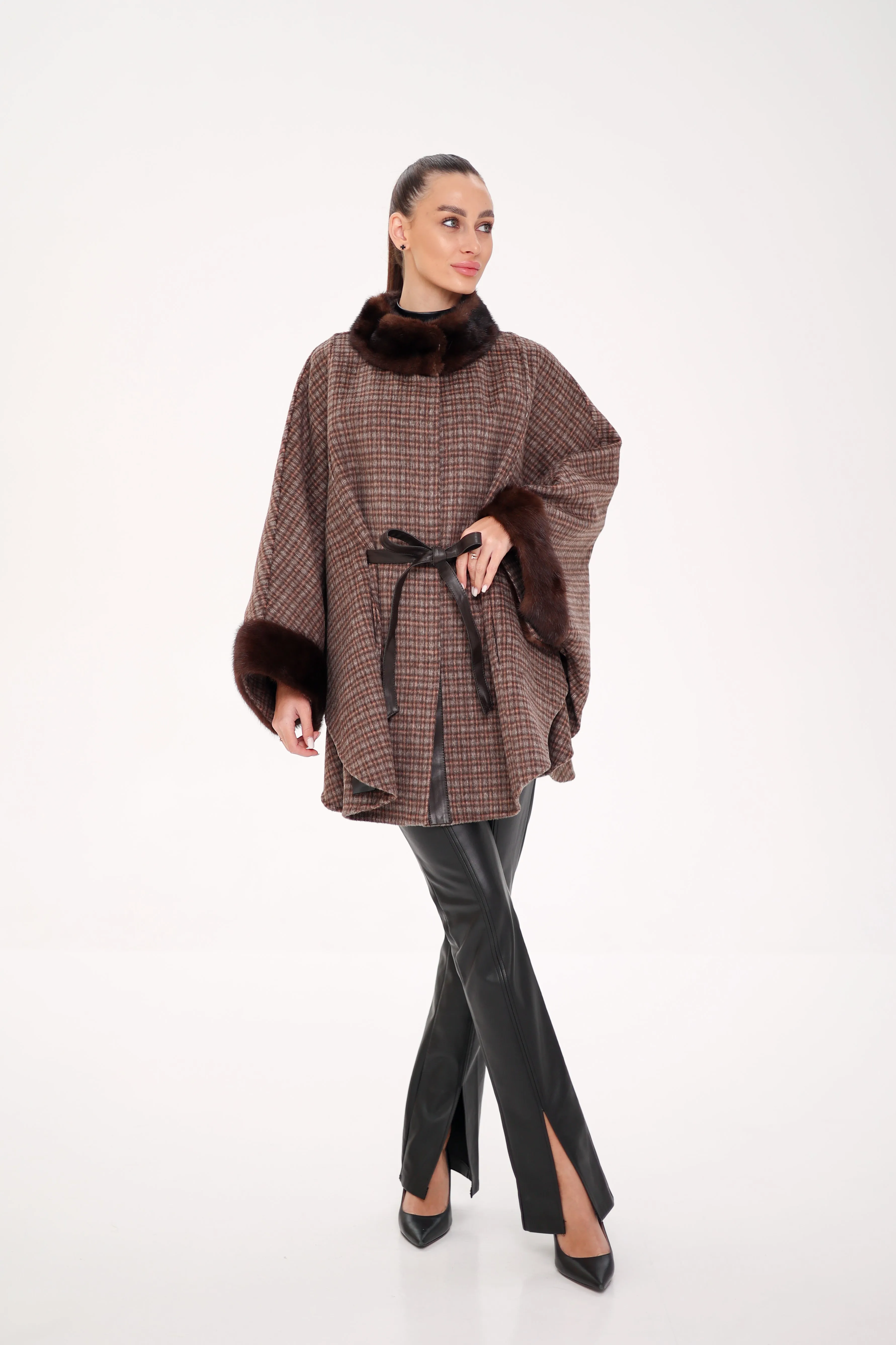 Genuine Scandinavian Mink Fur Double Face Wool Poncho