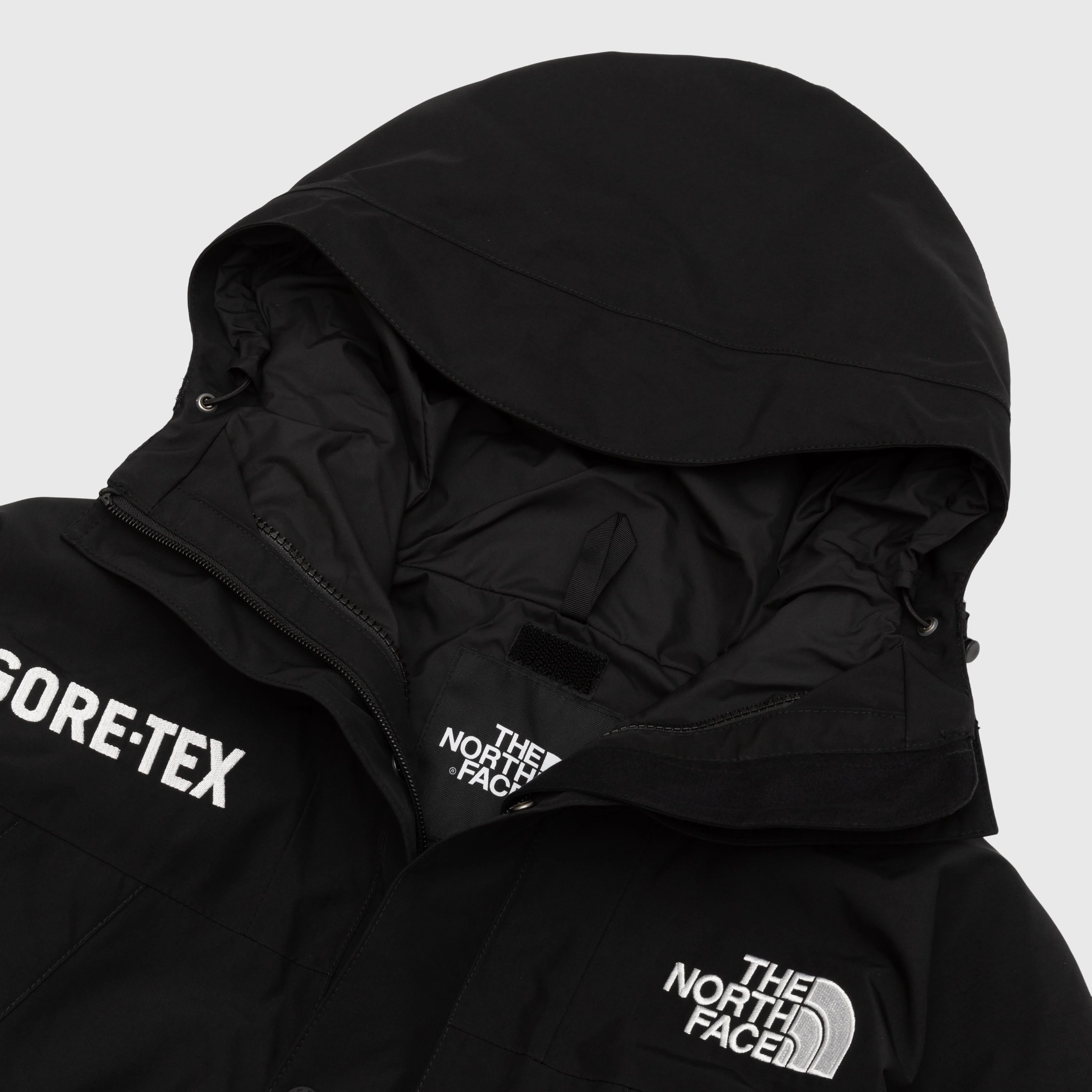 GORE-TEX MOUNTAIN JACKET